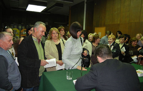 žarko jokanović posetio rodni grad laguna knjige